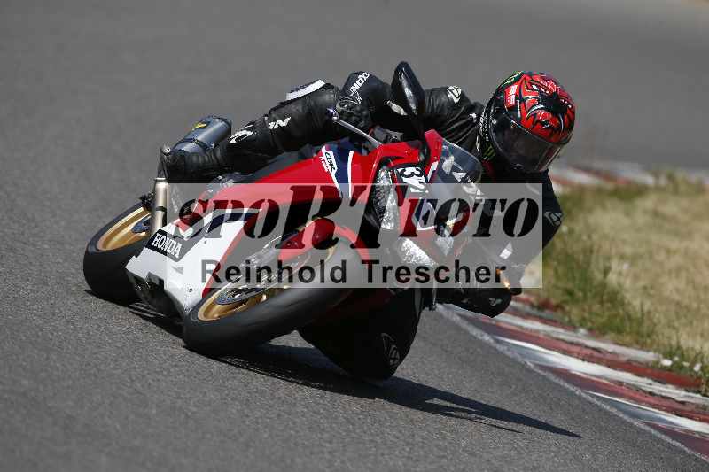 Archiv-2023/28 05.06.2023 Moto Club Anneau du Rhin/blanc-novice/32